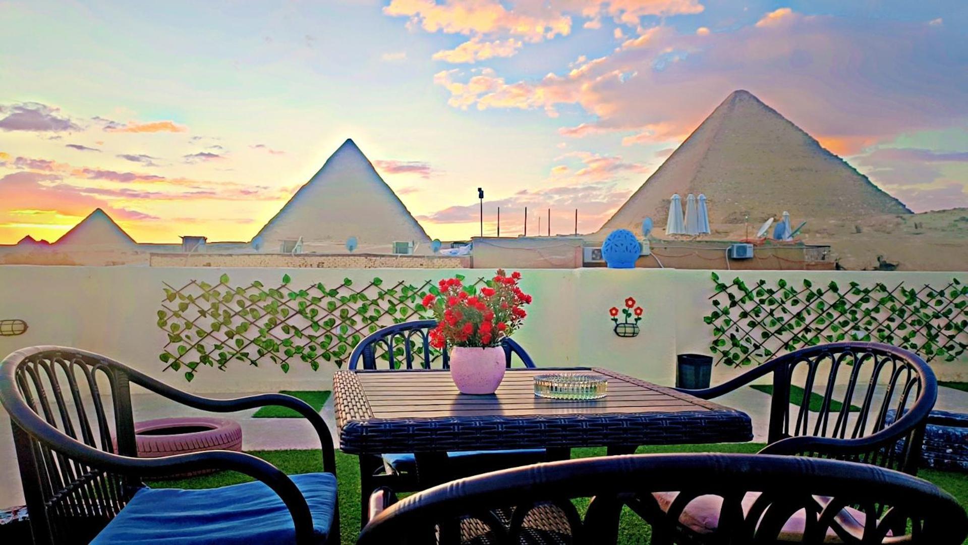 Solima Pyramids Inn Kafrat al Jabal Bagian luar foto